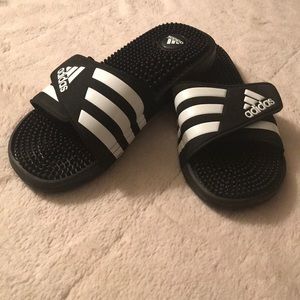 Adidas Adissage Slides